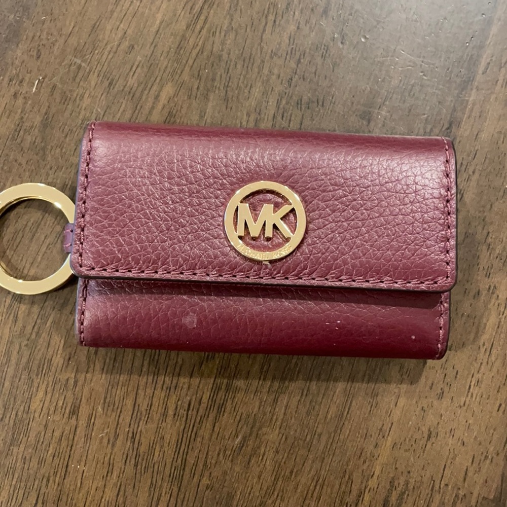 Michael kors key ring